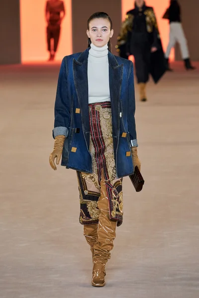 Look 38